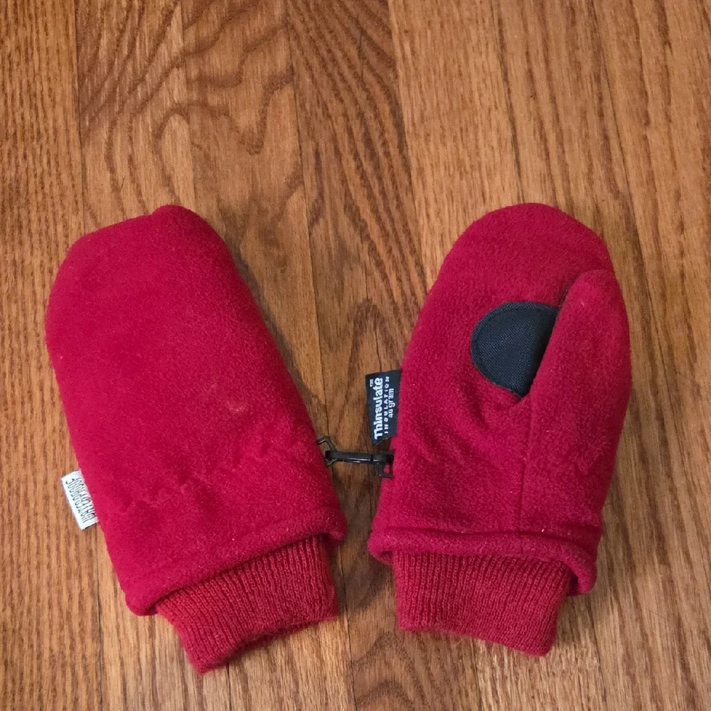 3/$12 Thinsulate Waterproof Fleece Mittens (S)